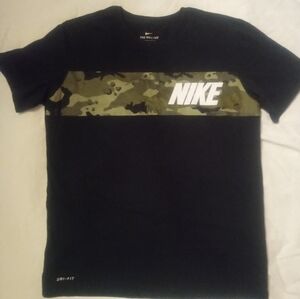 Nike Black and Green Camo Tee